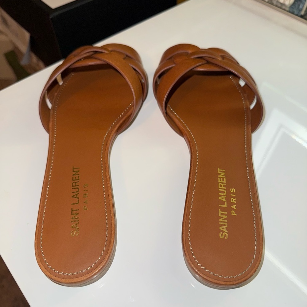 ✨ NWT Authentic Saint Laurent Women's Tan Slide Sandals ✨ - Picture 6 of 7